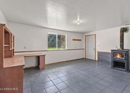 listing-thumbnails