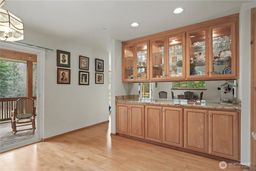 listing-thumbnails