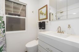 listing-thumbnails