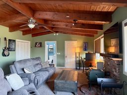 listing-thumbnails