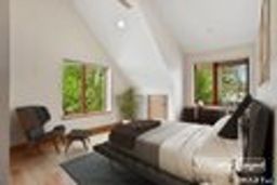 listing-thumbnails