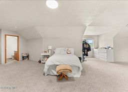 listing-thumbnails