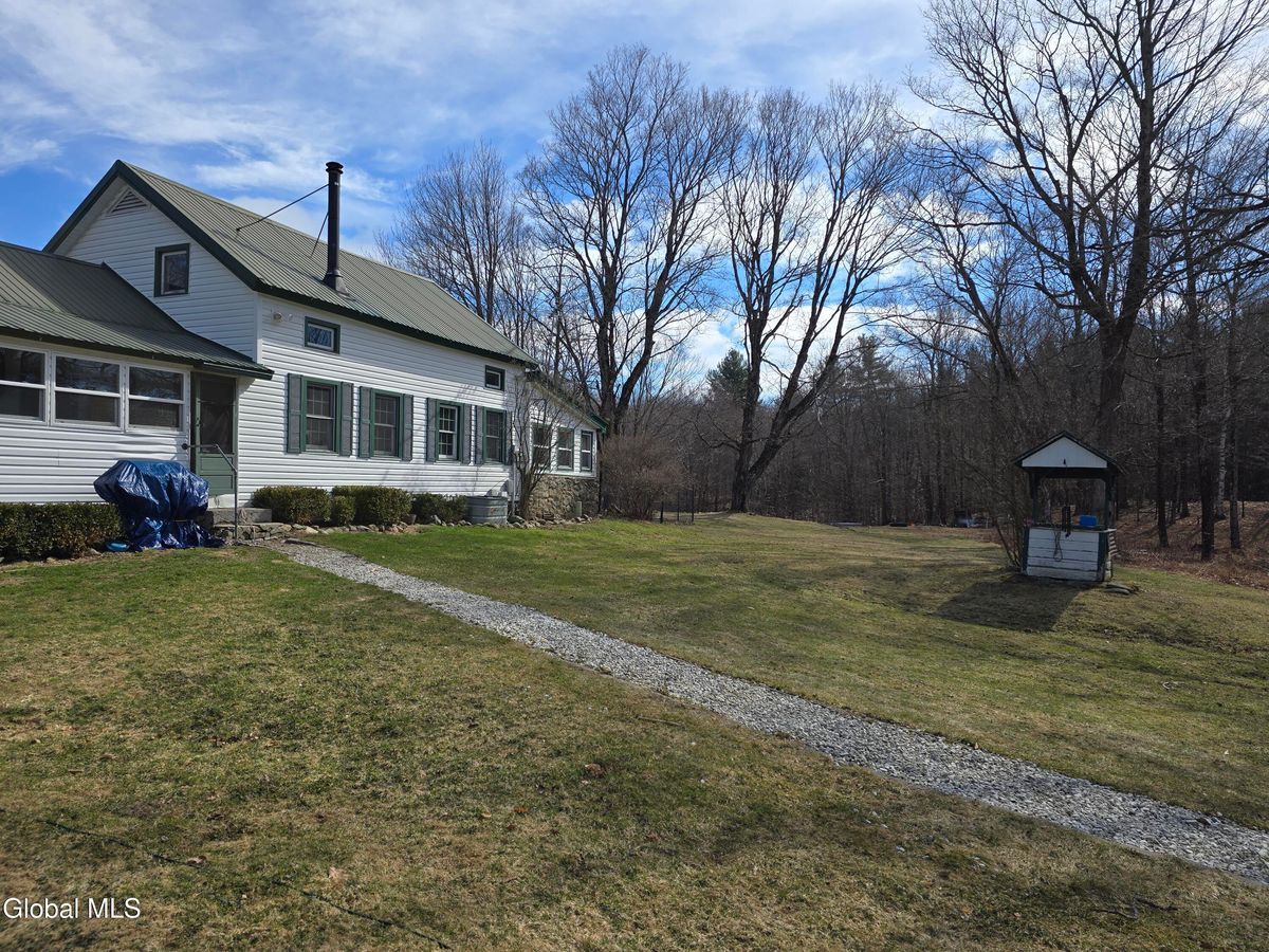 Green Homes for Sale - P E T E R S B U R G H, New York Green Home