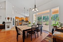 listing-thumbnails