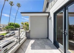 listing-thumbnails