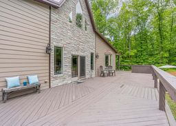 listing-thumbnails