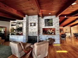 listing-thumbnails
