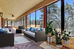listing-thumbnails