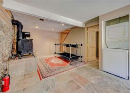 listing-thumbnails