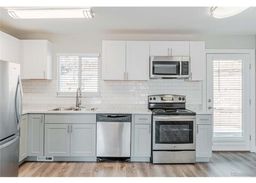 listing-thumbnails