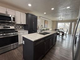 listing-thumbnails