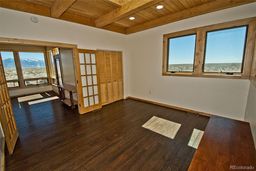 listing-thumbnails