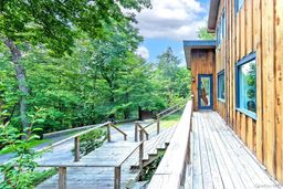 listing-thumbnails