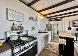 listing-thumbnails