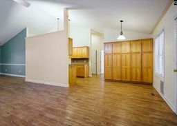listing-thumbnails