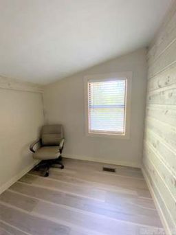 listing-thumbnails