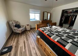 listing-thumbnails