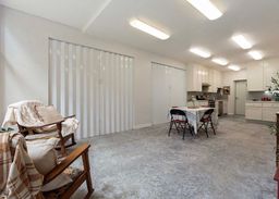 listing-thumbnails