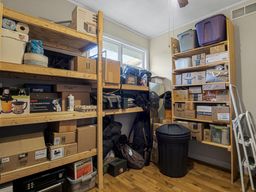 listing-thumbnails