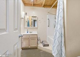 listing-thumbnails