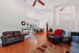 listing-thumbnails