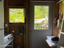 listing-thumbnails