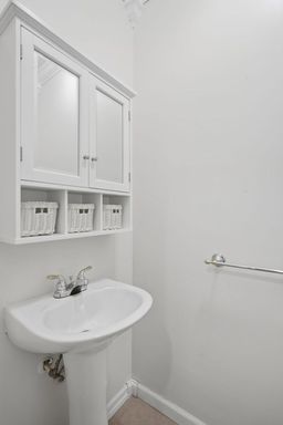 listing-thumbnails