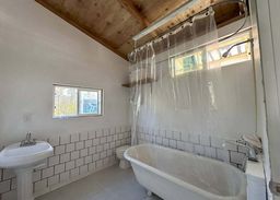 listing-thumbnails