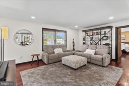 listing-thumbnails