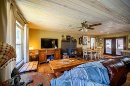 listing-thumbnails