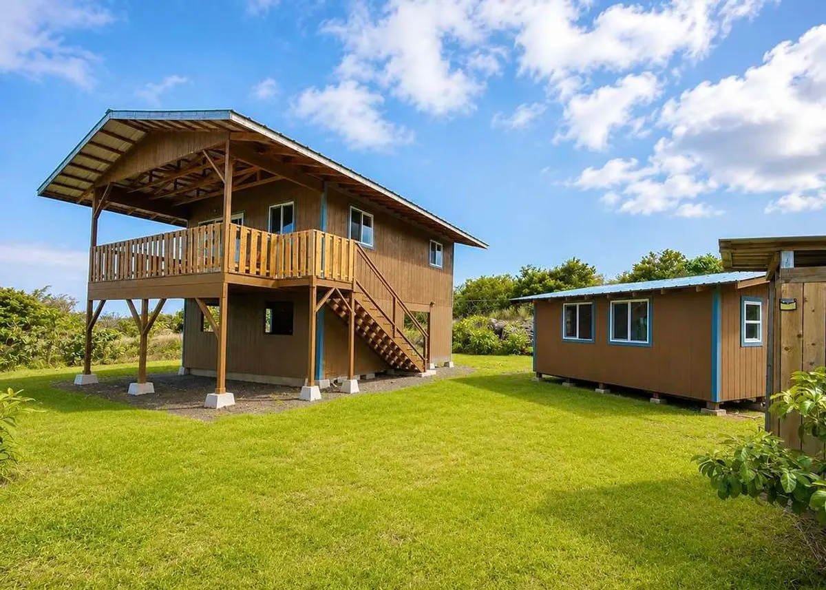 Green Homes for Sale - Naalehu, Hawaii Green Home