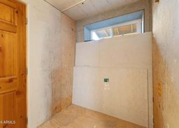 listing-thumbnails