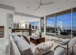 listing-thumbnails