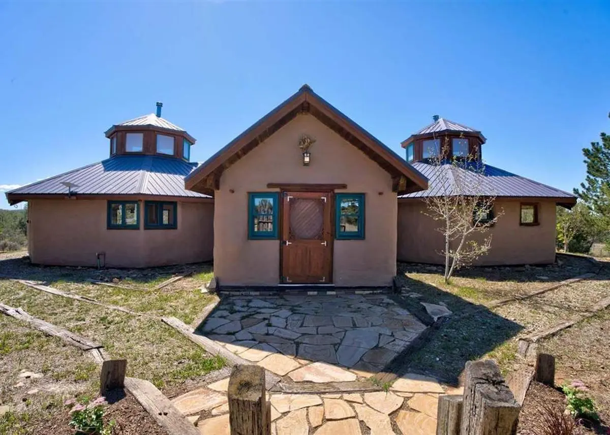 Green home in Mancos, Colorado
