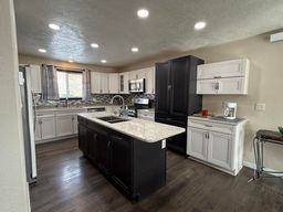 listing-thumbnails