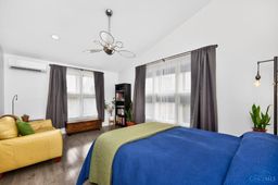 listing-thumbnails