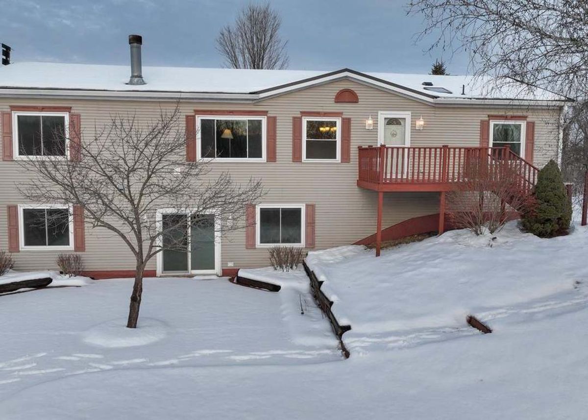 Green Homes for Sale - Gotham, Wisconsin Green Home