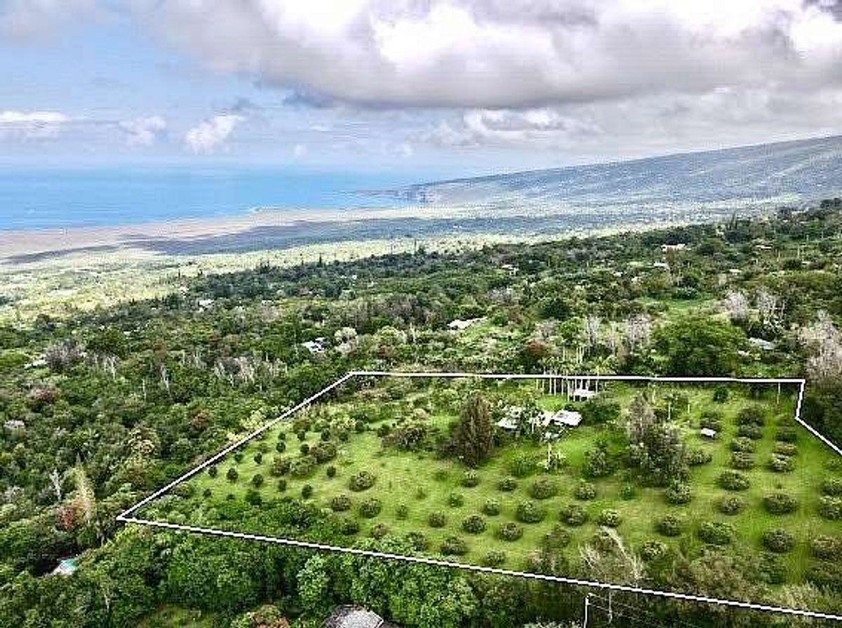 Green Homes for Sale - Captain Cook, Hawaii Green Home