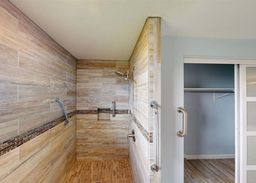 listing-thumbnails