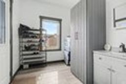 listing-thumbnails