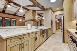 listing-thumbnails