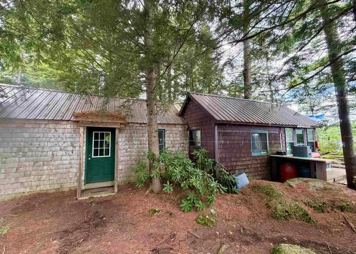Photo 2 of green home in Washington, New Hampshire