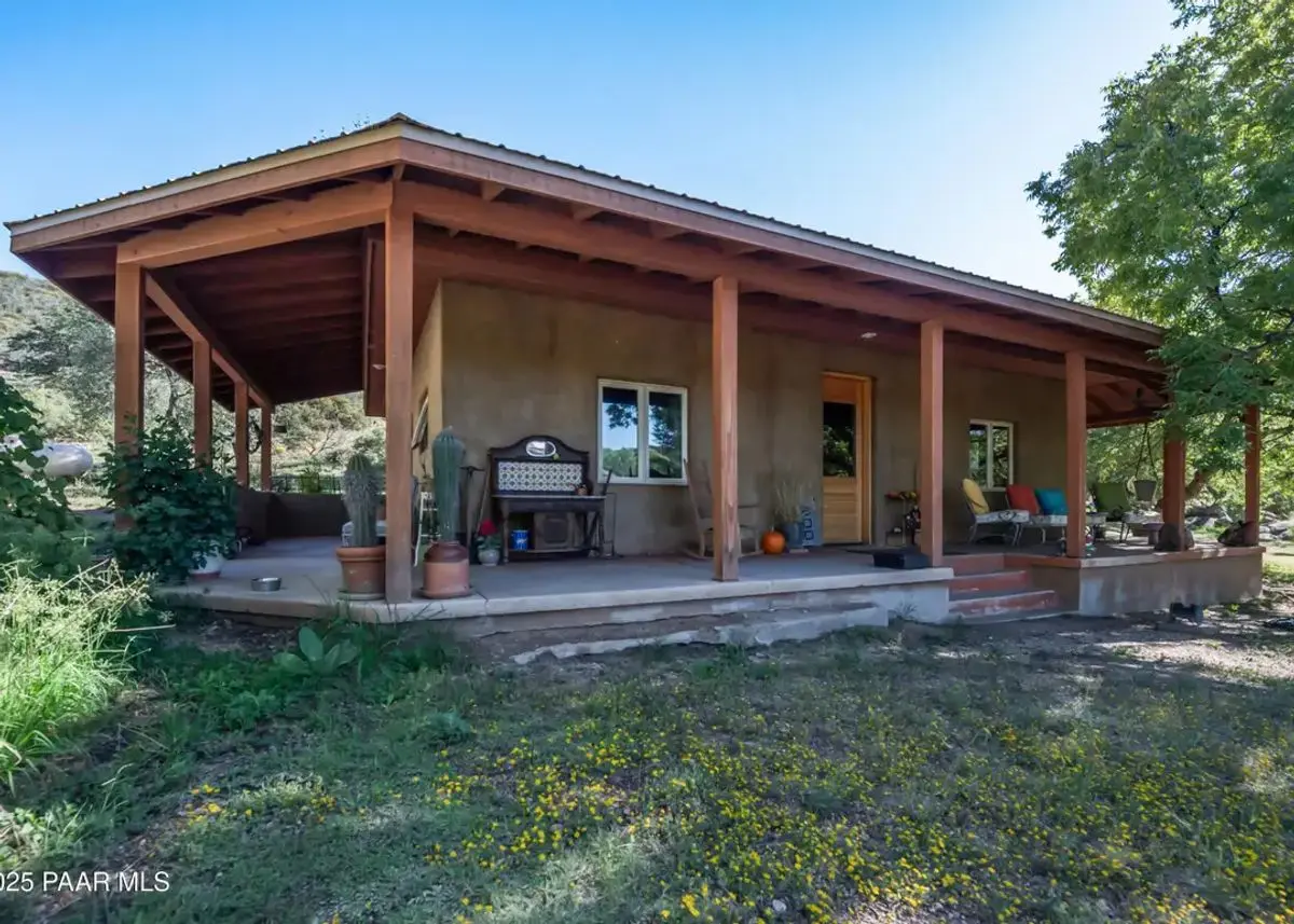 Photo 3 of green home in Skull Valley, Arizona
