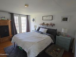 listing-thumbnails
