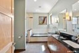 listing-thumbnails