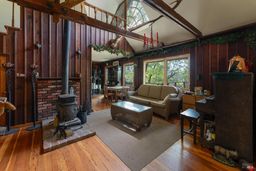 listing-thumbnails