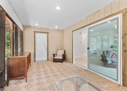 listing-thumbnails