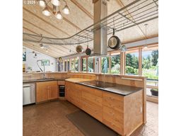 listing-thumbnails