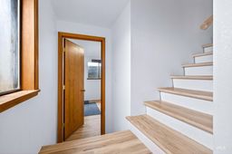 listing-thumbnails
