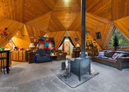 listing-thumbnails